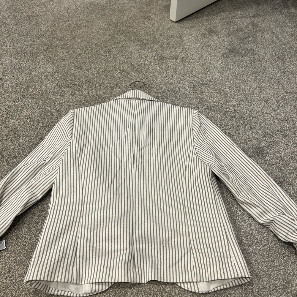 Small Amanda & Chelsea Blazer from Nordstrom Rack - Tags On - Picture 6 of 6
